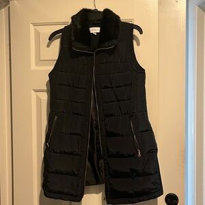 Charter Club Black Vest with Faux Fur Trim size small longline vest below hip